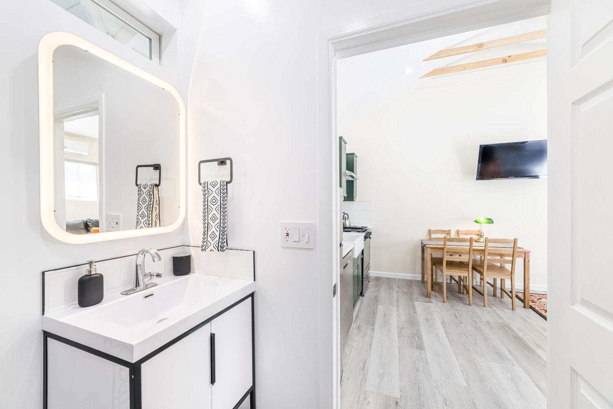 Private Stylish Studio, Near Csun, Fast Wi-Fi ロサンゼルス エクステリア 写真